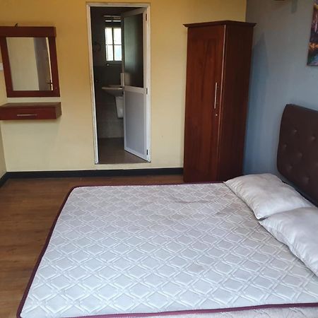 The Empire Inn Ratnapura Dış mekan fotoğraf